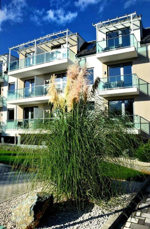 Portofino Apartman Sárvár Eksteriør billede